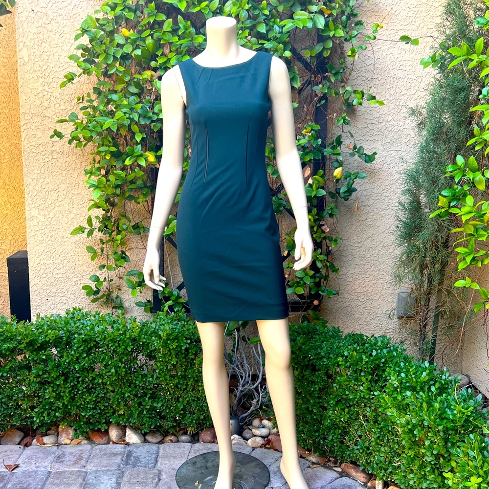 ELIE TAHARI